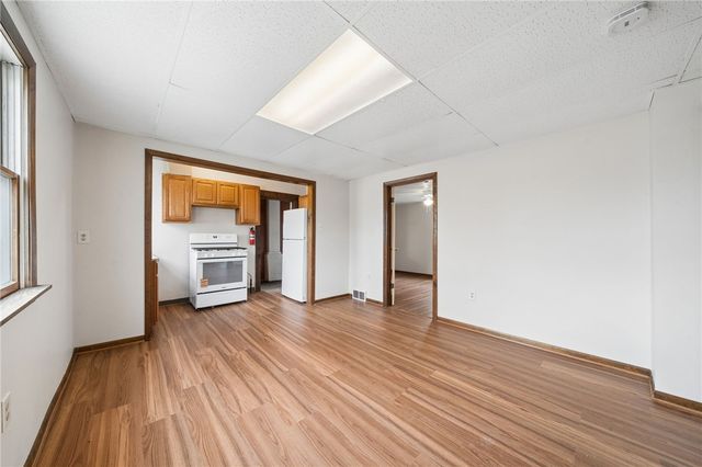 504 Fair Oaks Street, Stowe Twp, PA 15136