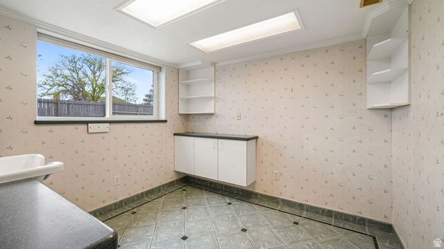 1660 W JOLLY CIR, Taylorsville, UT 84123