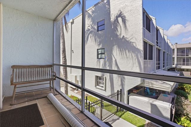 1300 Seaway Drive 6, Fort Pierce, FL 34949