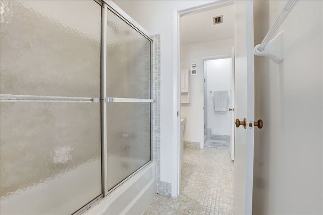1300 Seaway Drive 6, Fort Pierce, FL 34949