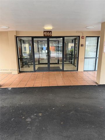 4166 Inverrary Drive 410, Lauderhill, FL 33319