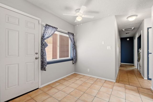 6056 Kilmer Avenue NW, Albuquerque, NM 87120