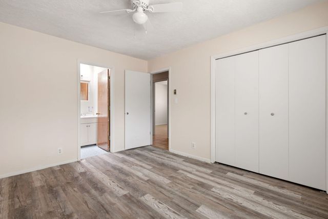 6056 Kilmer Avenue NW, Albuquerque, NM 87120