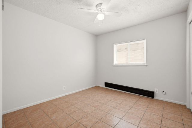 6056 Kilmer Avenue NW, Albuquerque, NM 87120
