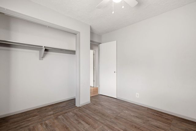 6056 Kilmer Avenue NW, Albuquerque, NM 87120