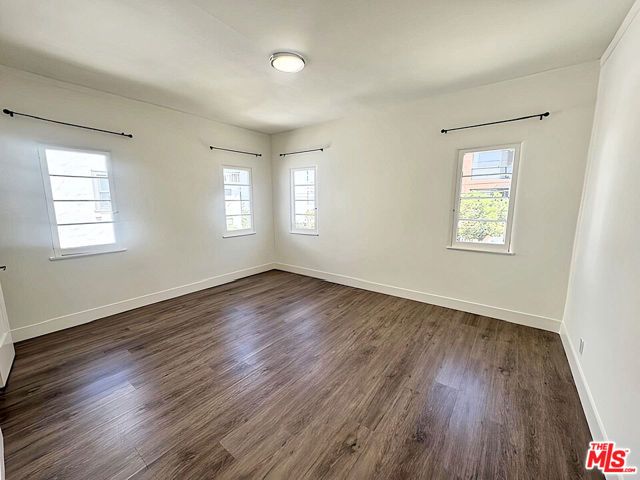 126 N Hamilton Drive, Beverly Hills, CA 90211
