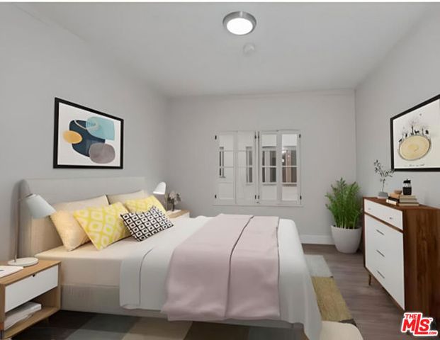 126 N Hamilton Drive, Beverly Hills, CA 90211