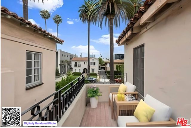 126 N Hamilton Drive, Beverly Hills, CA 90211