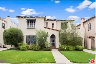 126 N Hamilton Drive, Beverly Hills, CA 90211