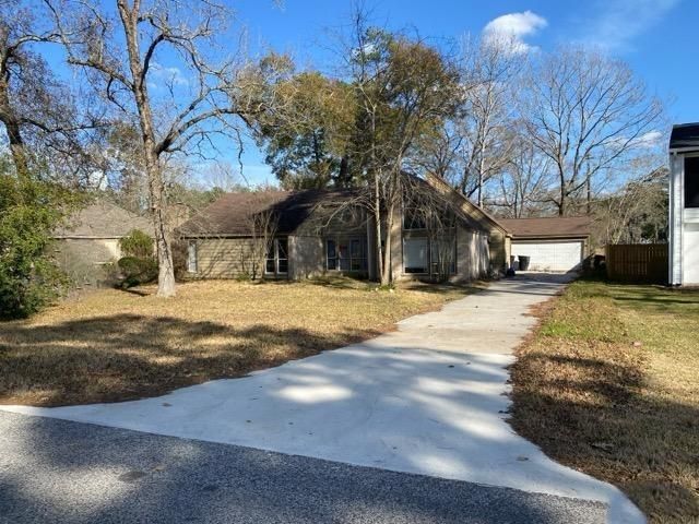 1502 Chestnut Ridge Road, Houston, TX 77339