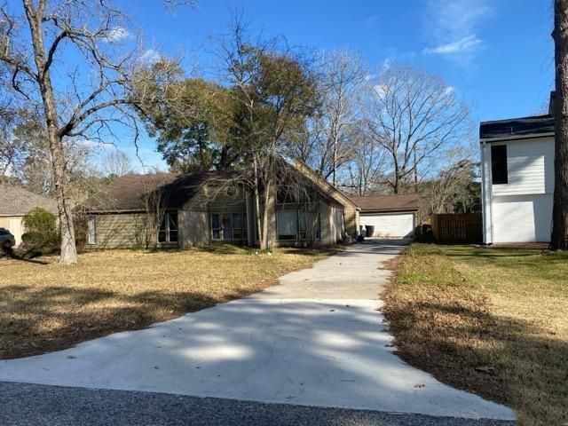 1502 Chestnut Ridge Road, Houston, TX 77339