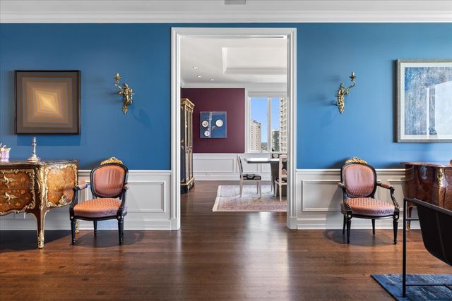 179 E LAKE SHORE Drive 25W, Chicago, IL 60611