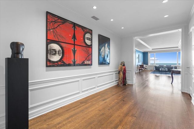 179 E LAKE SHORE Drive 25W, Chicago, IL 60611