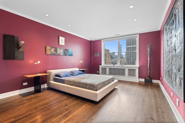 179 E LAKE SHORE Drive 25W, Chicago, IL 60611