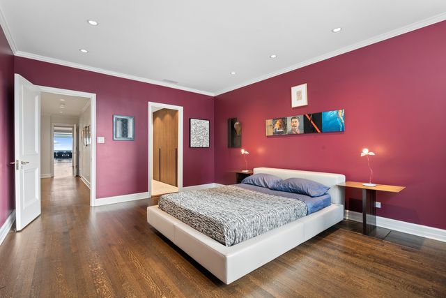 179 E LAKE SHORE Drive 25W, Chicago, IL 60611