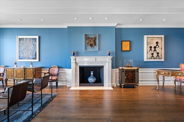 179 E LAKE SHORE Drive 25W, Chicago, IL 60611