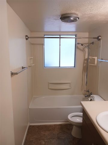 634 N Bowen Road, Arlington, TX 76012