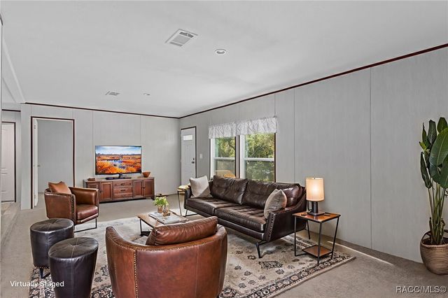 3667 W Woodlawn Street, Dunnellon, FL 34433