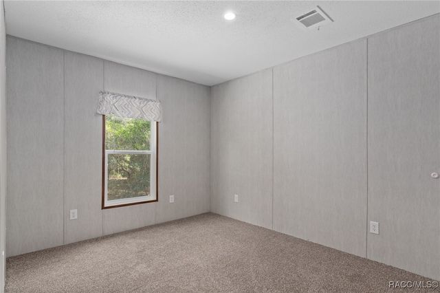 3667 W Woodlawn Street, Dunnellon, FL 34433