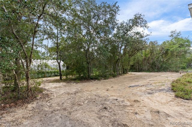 3667 W Woodlawn Street, Dunnellon, FL 34433