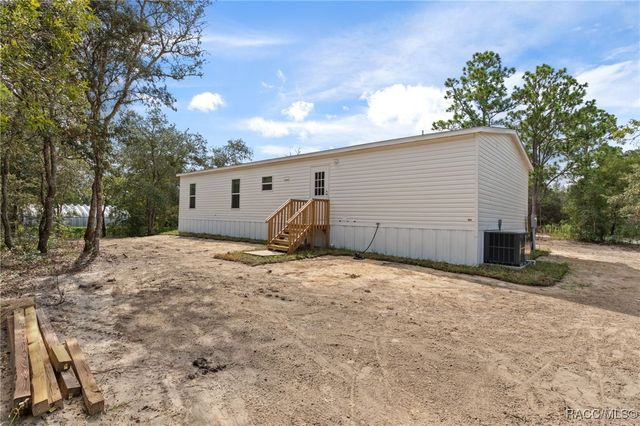 3667 W Woodlawn Street, Dunnellon, FL 34433