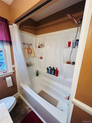 4835 Chovin Street, Dearborn, MI 48126