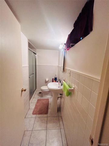 4835 Chovin Street, Dearborn, MI 48126