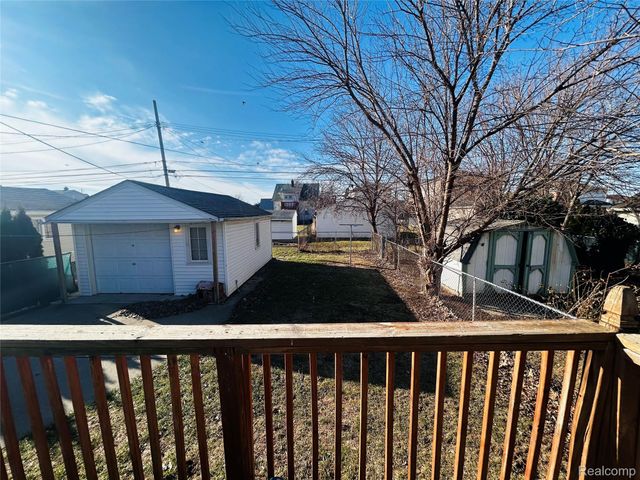 4835 Chovin Street, Dearborn, MI 48126