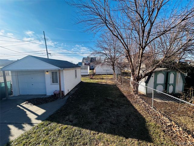 4835 Chovin Street, Dearborn, MI 48126