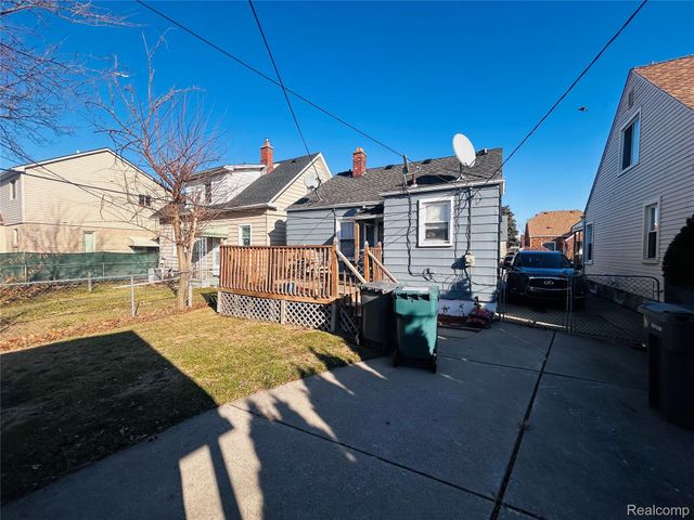 4835 Chovin Street, Dearborn, MI 48126