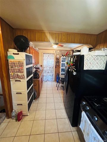 4835 Chovin Street, Dearborn, MI 48126