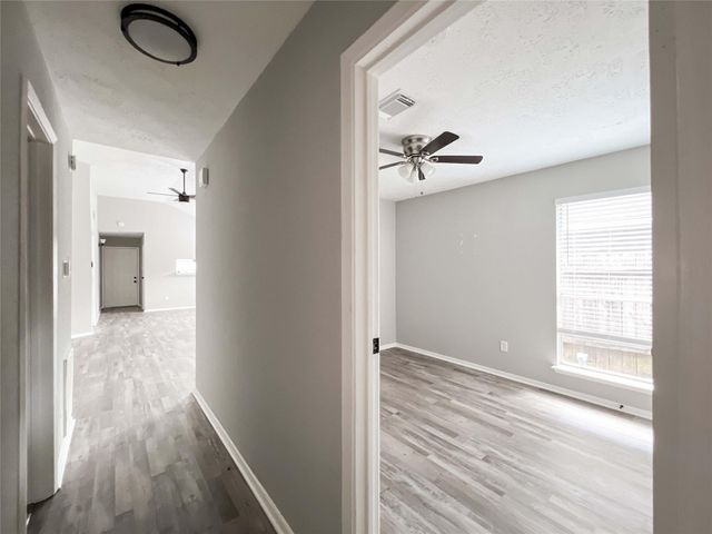 11007 Tobasa Court, Houston, TX 77086