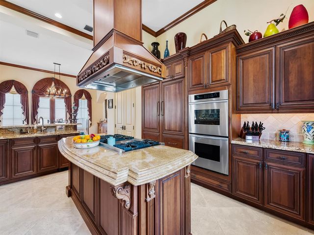 8800 NW 68th Court, Parkland, FL 33067