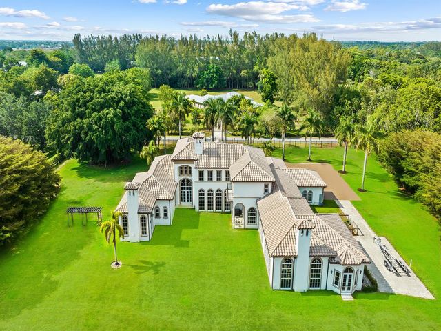 8800 NW 68th Court, Parkland, FL 33067