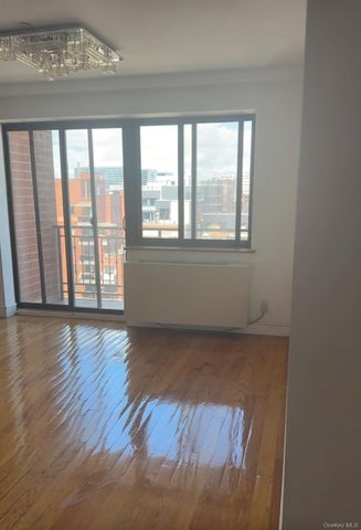13226 Avery Avenue 8A, Flushing, NY 11355