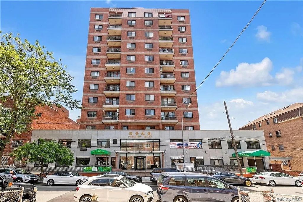 13226 Avery Avenue 8A, Flushing, NY 11355