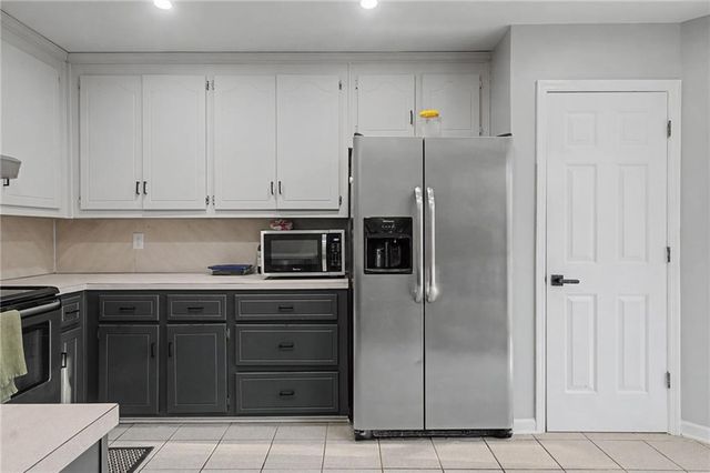 25 Mountain Trail SW Court, Cartersville, GA 30120