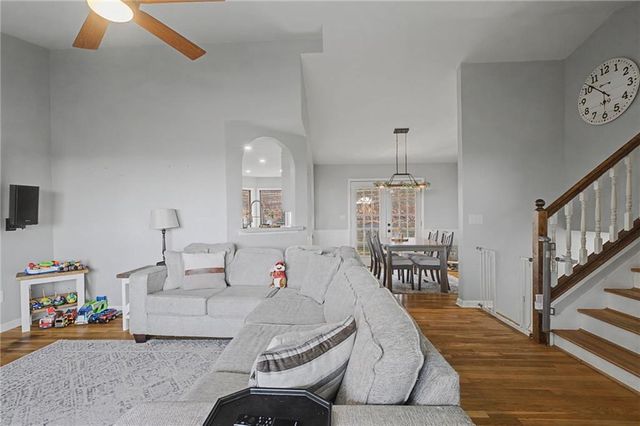 25 Mountain Trail SW Court, Cartersville, GA 30120