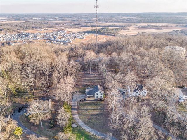 25 Mountain Trail SW Court, Cartersville, GA 30120