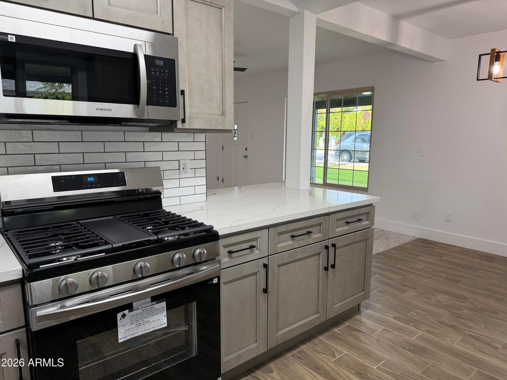 20 S CATALINA Street, Gilbert, AZ 85233 — photo 4