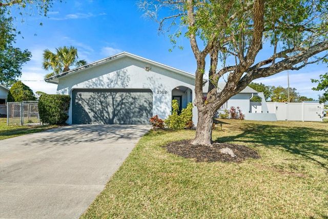 2302 15TH STREET W, Palmetto, FL 34221