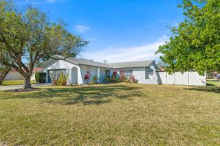 2302 15TH STREET W, Palmetto, FL 34221