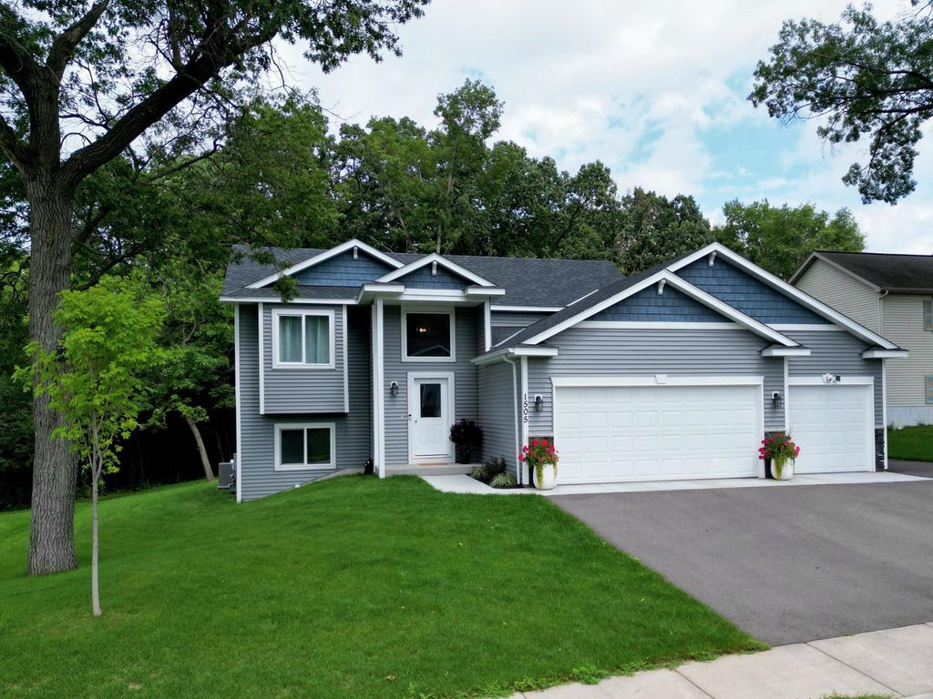 1505 24th Street SE, Saint Cloud, MN 56304