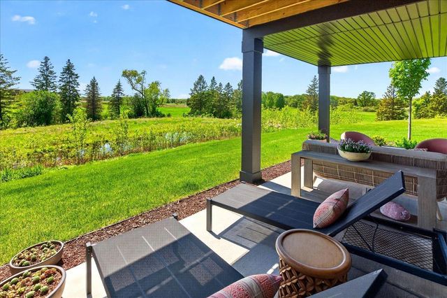 101 Spring Farm Road, North Oaks, MN 55127