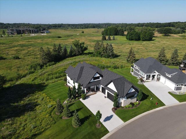 101 Spring Farm Road, North Oaks, MN 55127