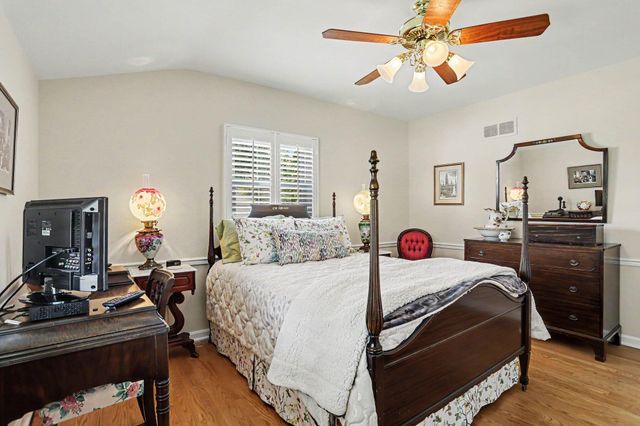 2106 Aberdeen Drive, Kalamazoo City, MI 49008