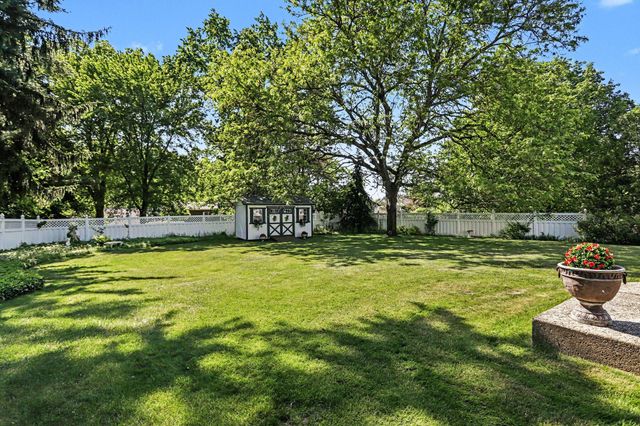 2106 Aberdeen Drive, Kalamazoo City, MI 49008