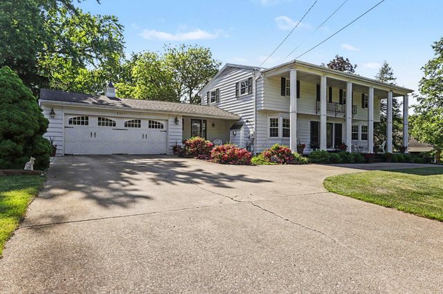 2106 Aberdeen Drive, Kalamazoo City, MI 49008