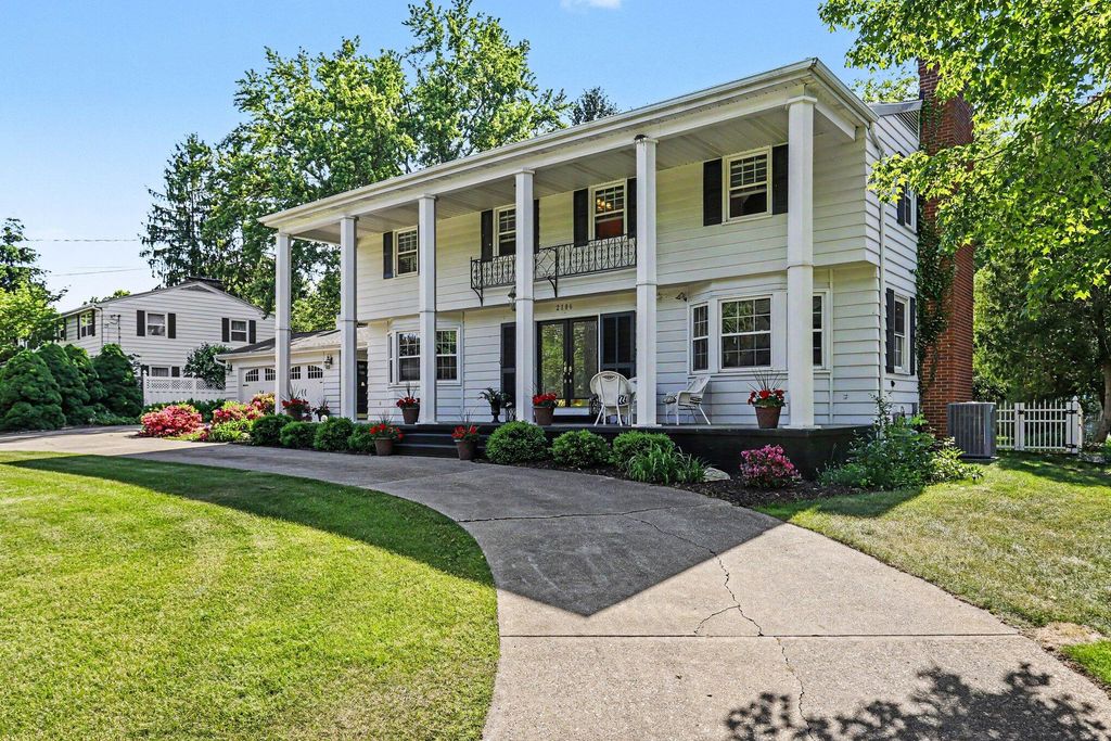 2106 Aberdeen Drive, Kalamazoo City, MI 49008
