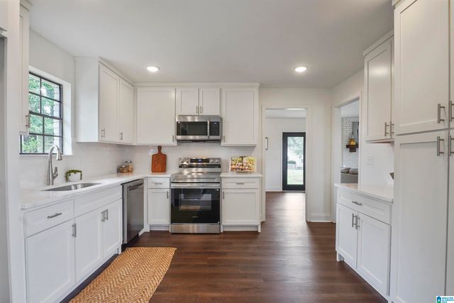 808 12TH LANE, Pleasant Grove, AL 35127